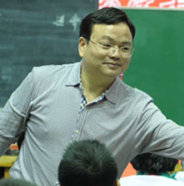 陈亚明