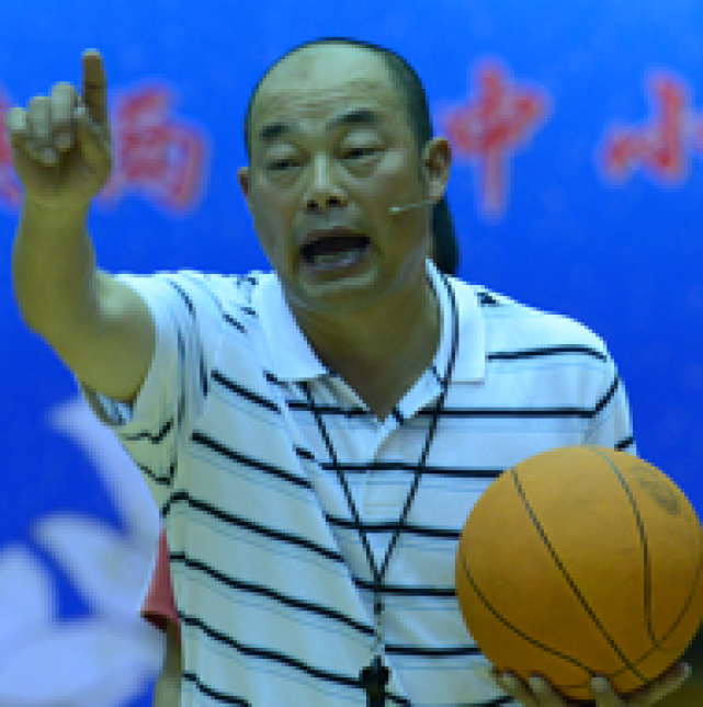 曹强 曹强