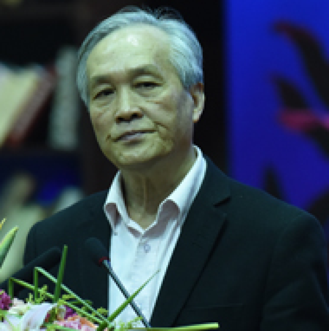 成尚荣