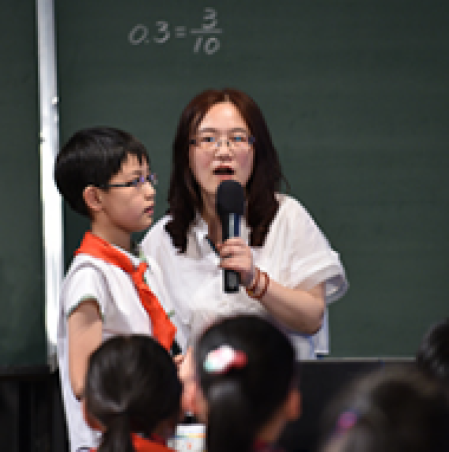 方艳