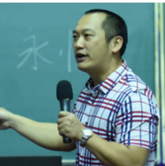 何捷