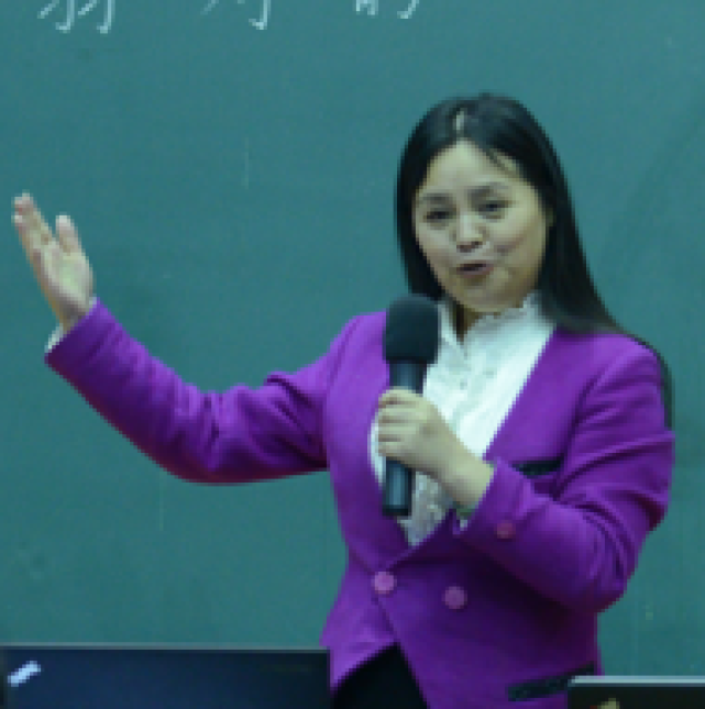 吉春亚
