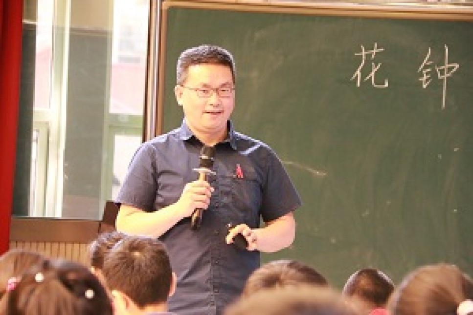 李伟忠